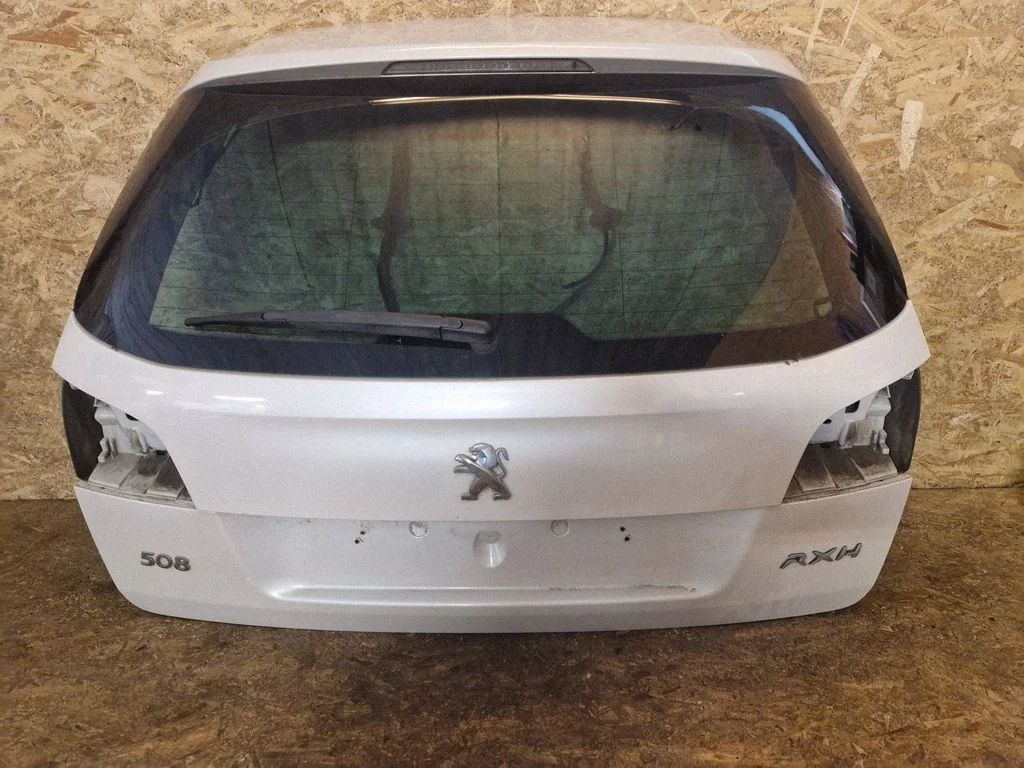 Tailgate/trunk/boot lid