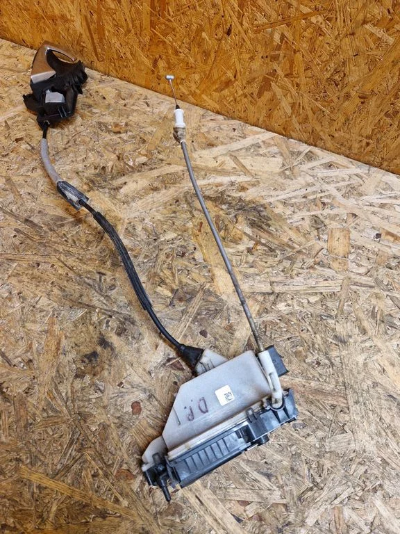 Front door lock 9686919180