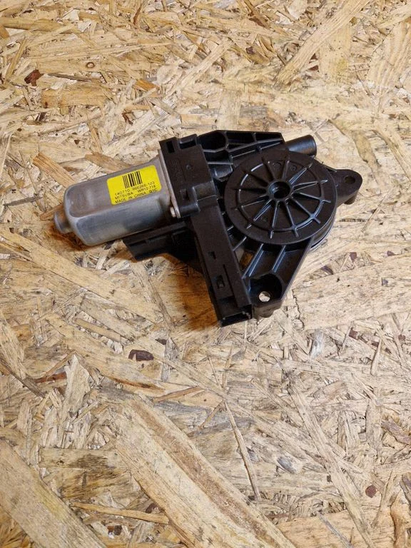 Front door window regulator motor 966268103