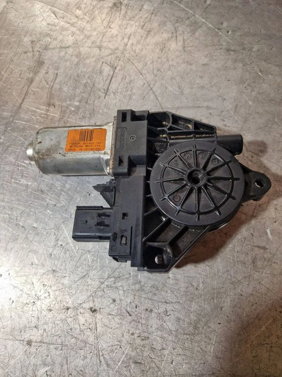 Esiukse aknatõstuki mootor 931400101 – Jeep Grand Cherokee (2010-2021)