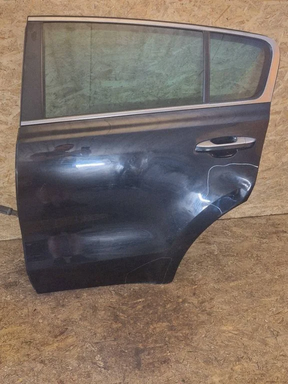 Rear door – left