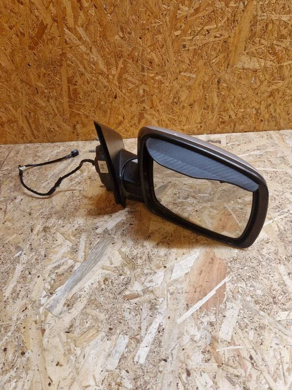 Front door electric wing mirror E11026144