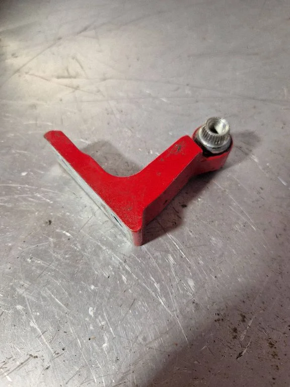 Tagaukse hingede komplekt – Volvo S60 (2011-2013)