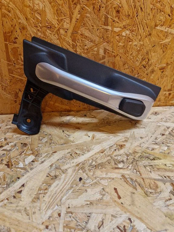 Rear door interior handle AM51U226A00AC
