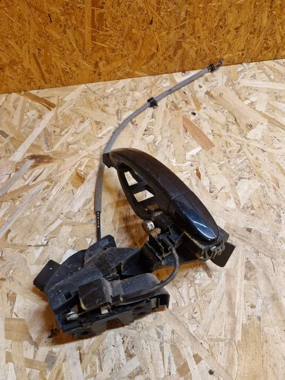 Rear door lock – Ford S-MAX (2006-2015)