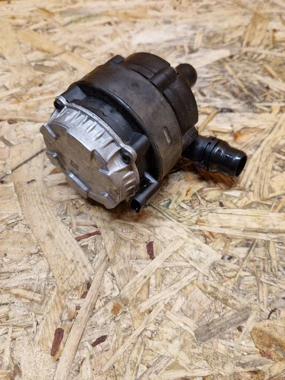 Electric auxiliary coolant/water pump 9827567880