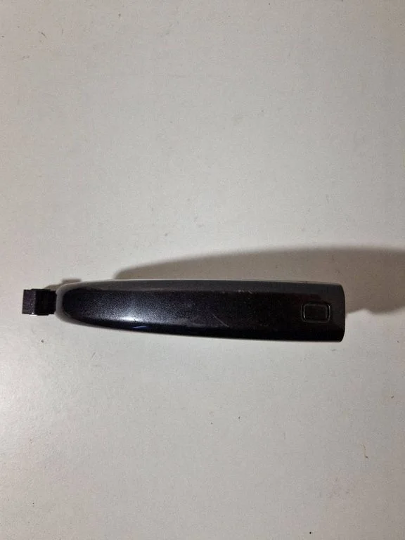 Front door exterior handle – Audi A4 Allroad B8 (2008-2016)