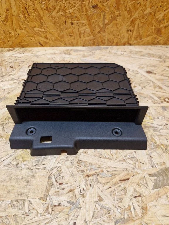 Glove box H1BBA060C20
