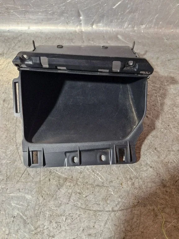 Glove box 9817066477