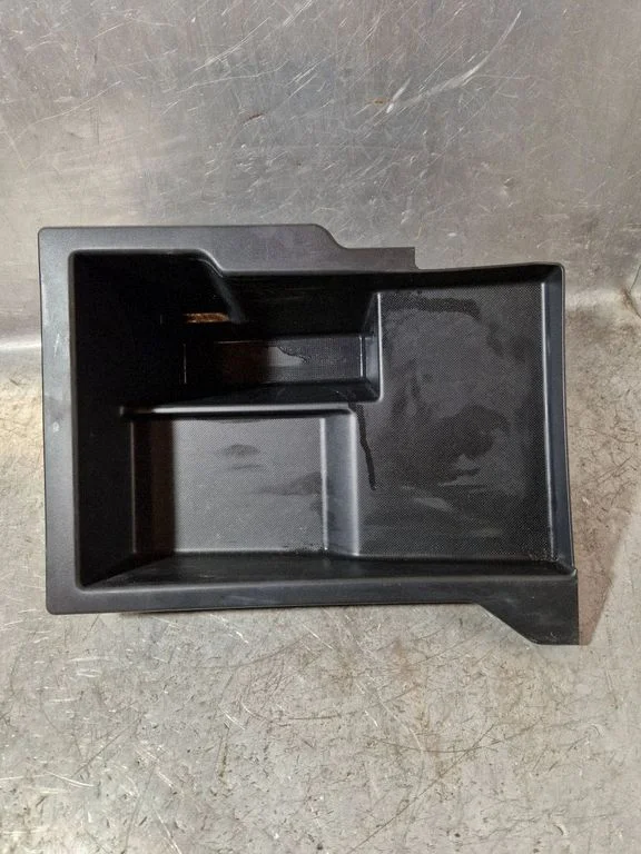 Glove box 8910038000