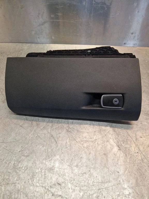 Kindalaeka komplekt – BMW 3-seeria F30 F35 F31 (2012-2018)