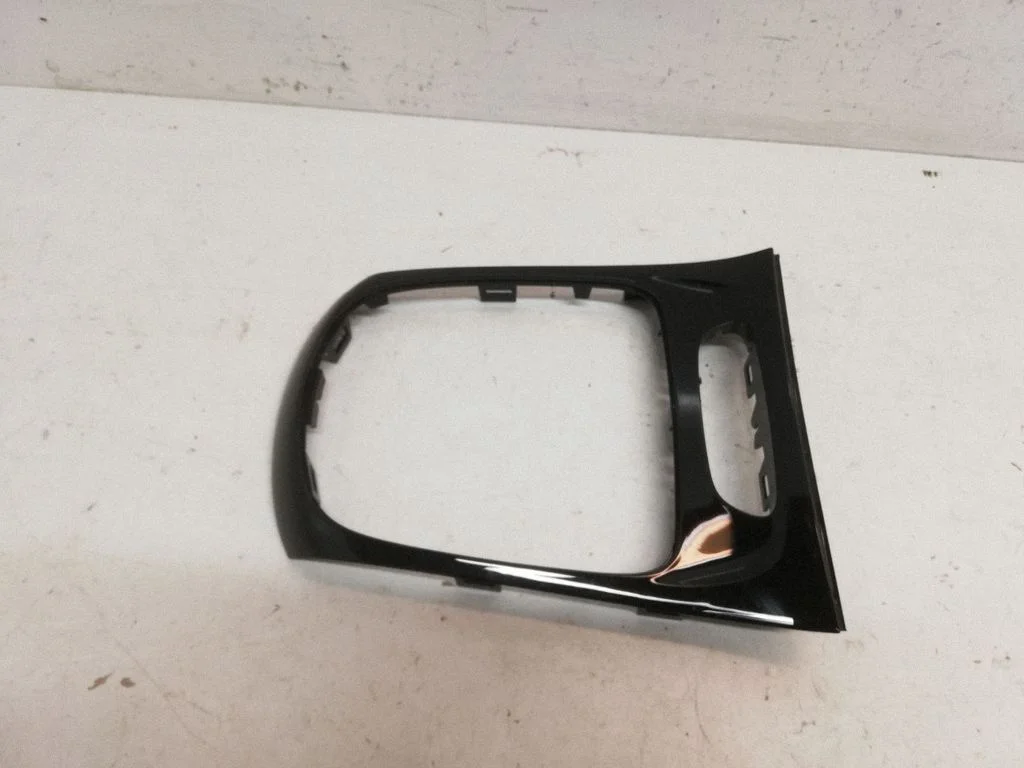 Gear shifter surround trim plastic 529131017