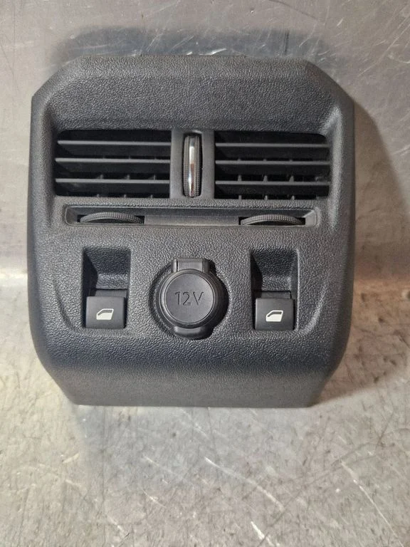 Rear air vent grill – Citroen DS5 (2011-2018)
