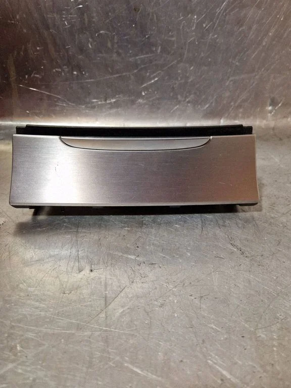 Ashtray (front) – Volkswagen Passat CC (2008-2016)