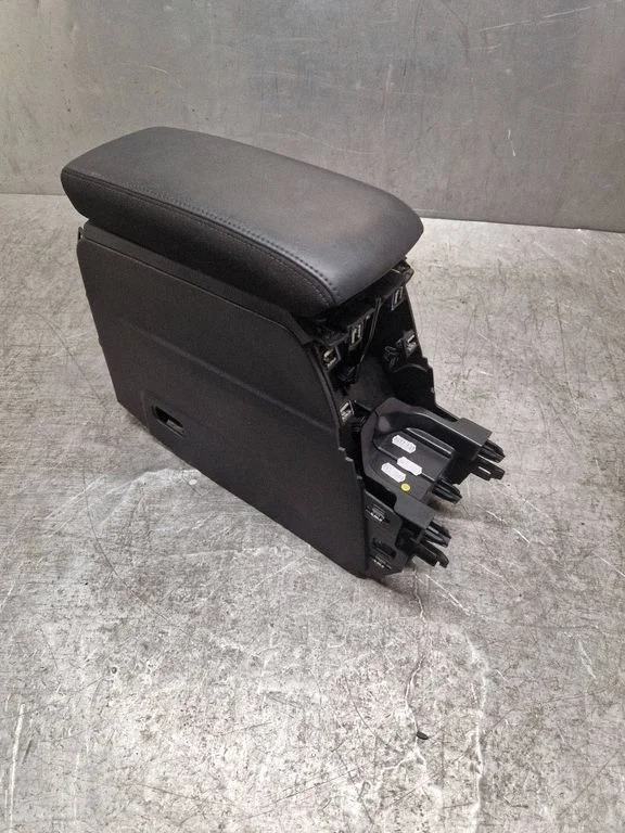 Armrest 9823377280