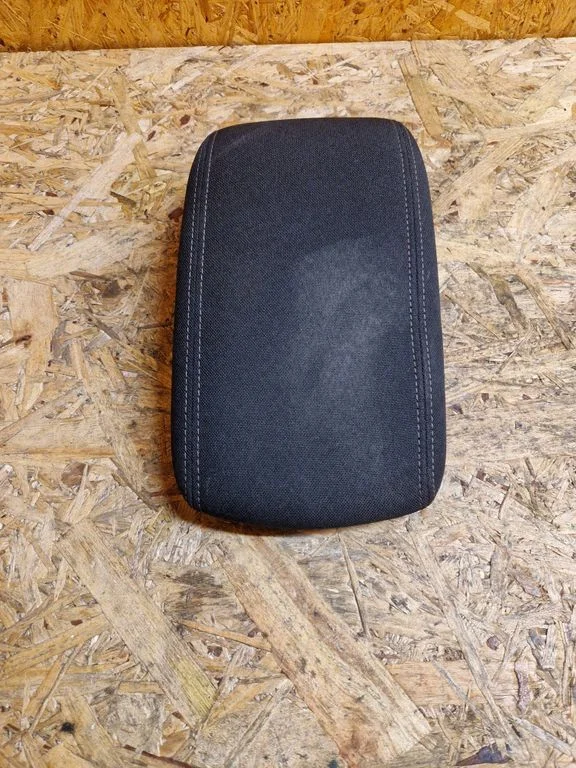 Armrest 1799672XZD