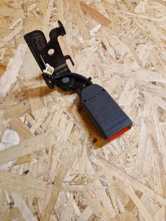 Tagumise turvavöö pannal A82855T0Q1