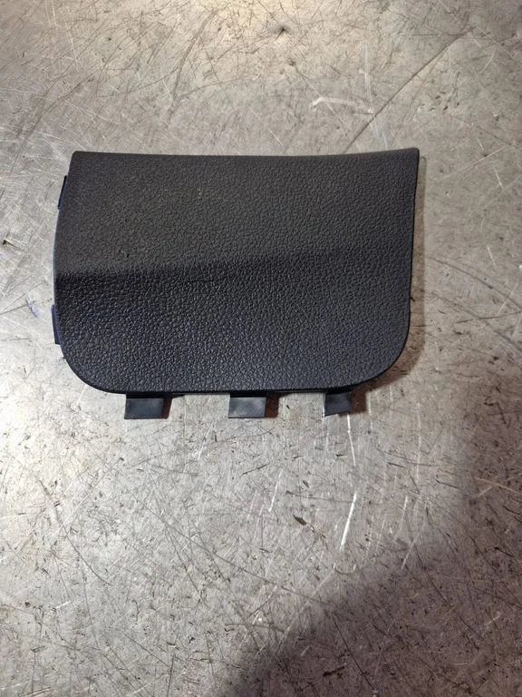 Tailgate/boot lid cover trim – Volkswagen Passat B7 USA (2012-2019)