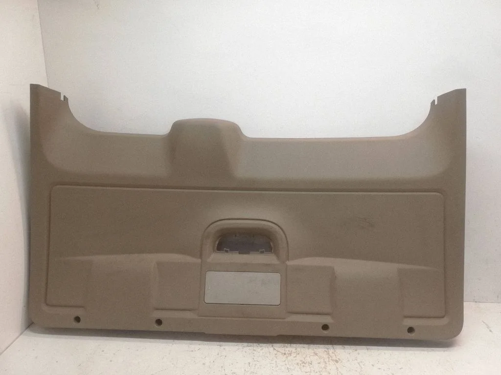 Tailgate/boot lid cover trim – Chrysler Town & Country V (2008-2016)