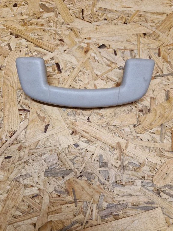 Front interior roof grab handle – Skoda Superb B8 (3V) (2015-2024)