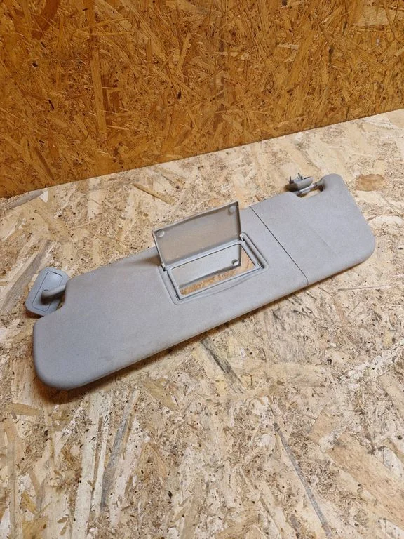 Sun visor BK21V04100A
