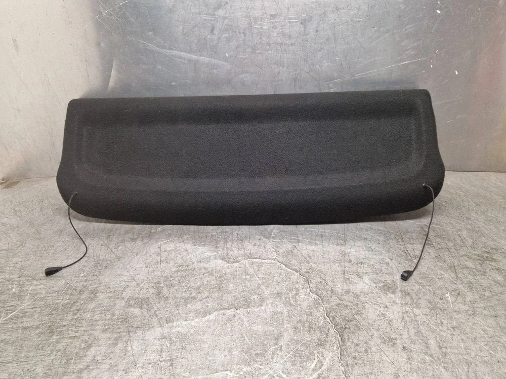 Parcel shelf