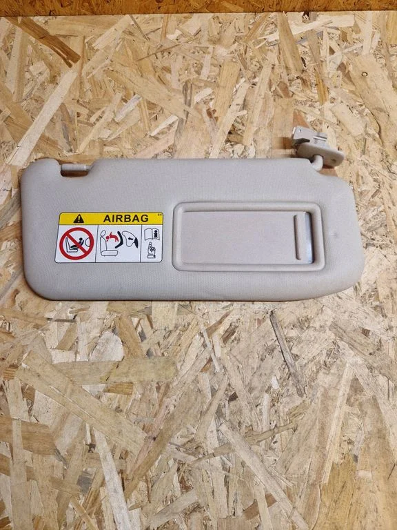 Sun visor – Mazda CX-5 (2012-2017)