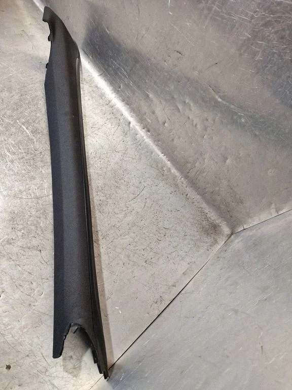 (A) pillar trim 9804815177