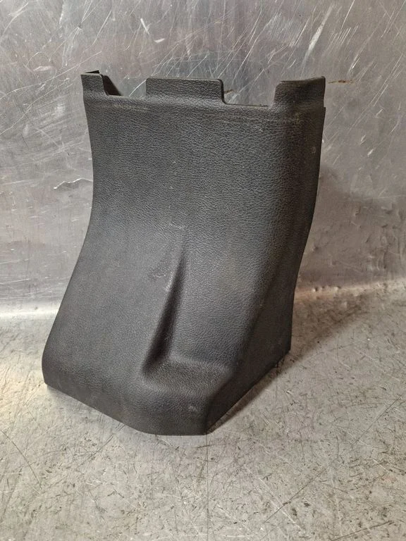 (B) pillar trim (bottom) – Ford Transit Custom (2013-2023)