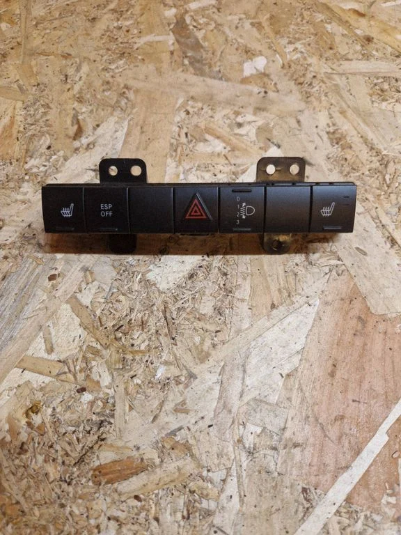 Hazard light switch P04602564AG