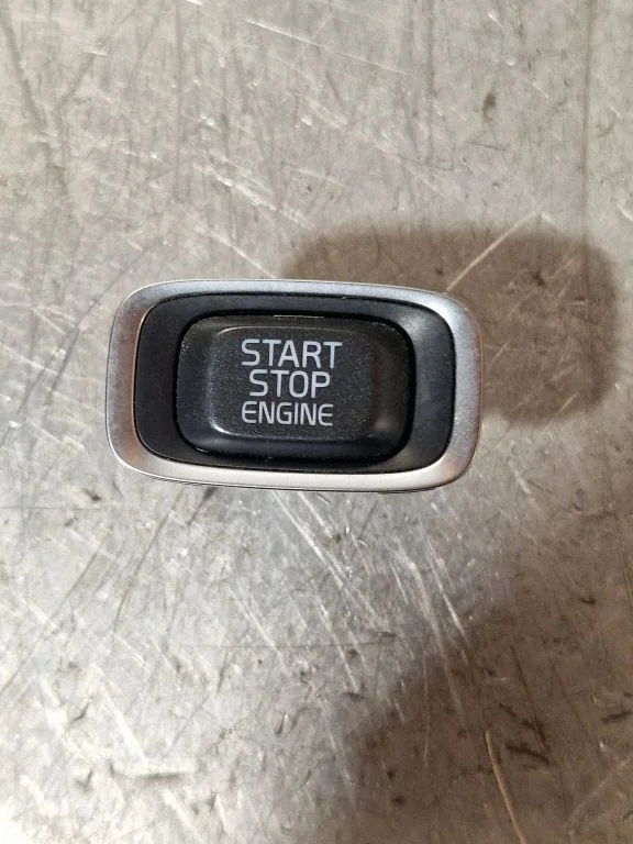 Engine start stop button switch 31456645