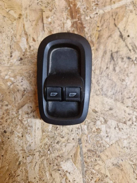 Electric window control switch BK2T14A132AC