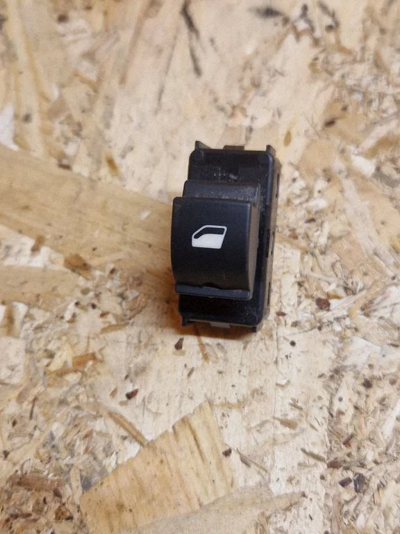 Electric window control switch 98044803ZD