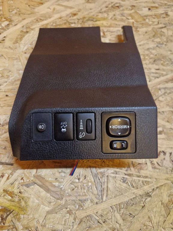 Other switches/knobs/shifts 555450R030