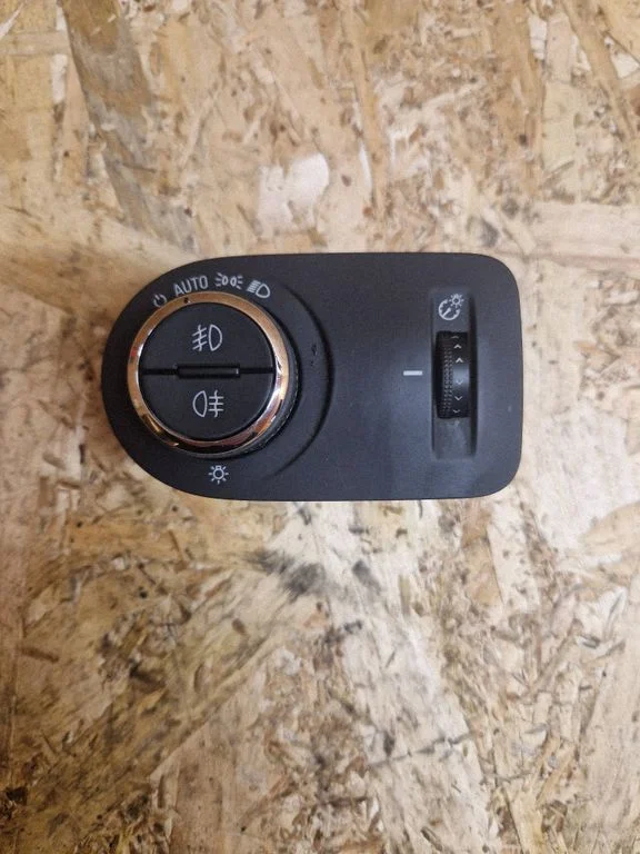 Light switch – Opel Zafira C (2011-2019)