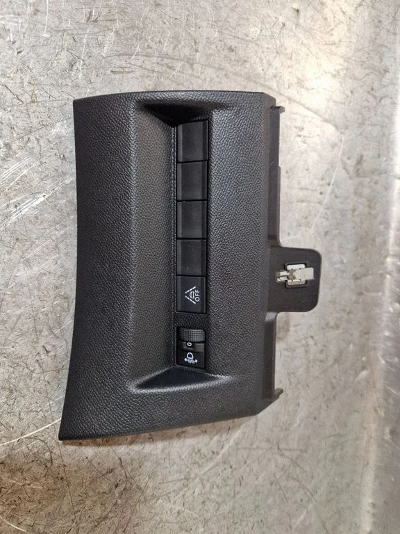 Headlight level height control switch – Peugeot 208 II (2019-)