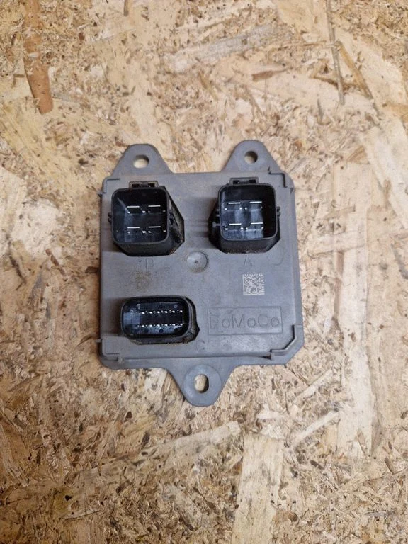 Glow plug pre-heat relay GK2112B533AA