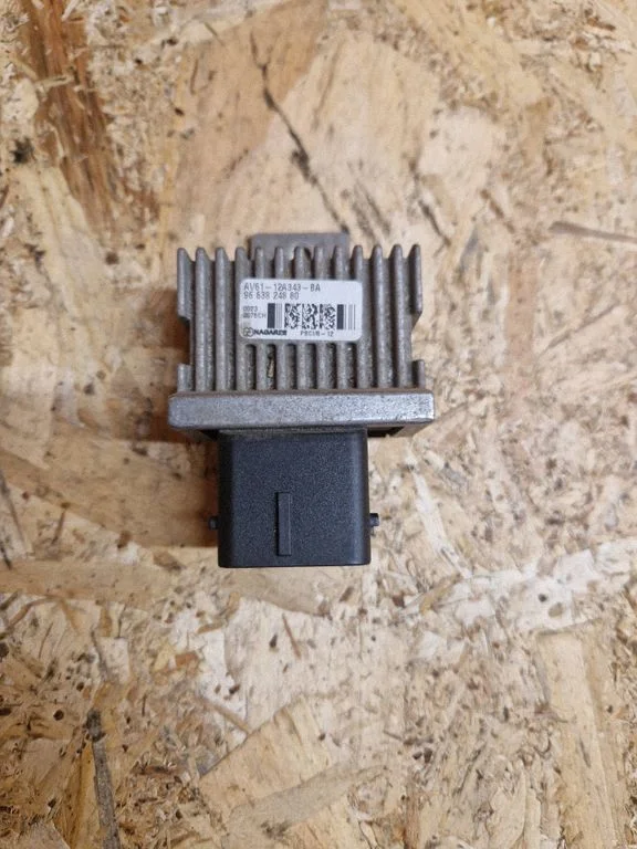 Glow plug pre-heat relay 9663824880
