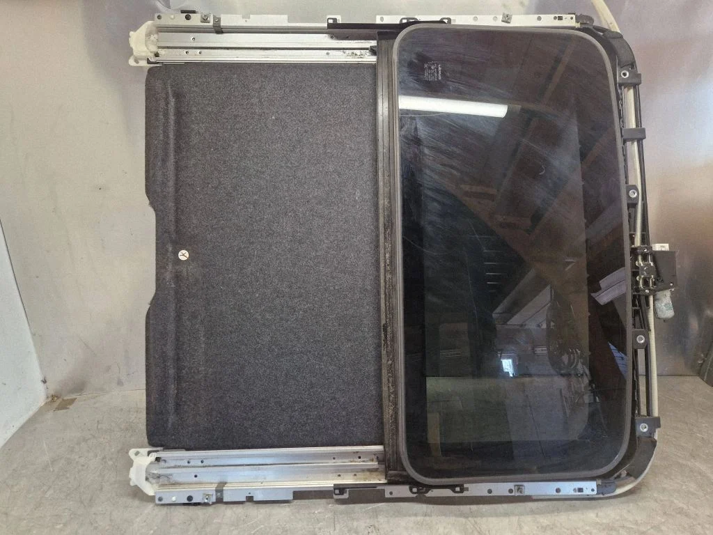 Sunroof set – Lexus RX III (2008-2015)