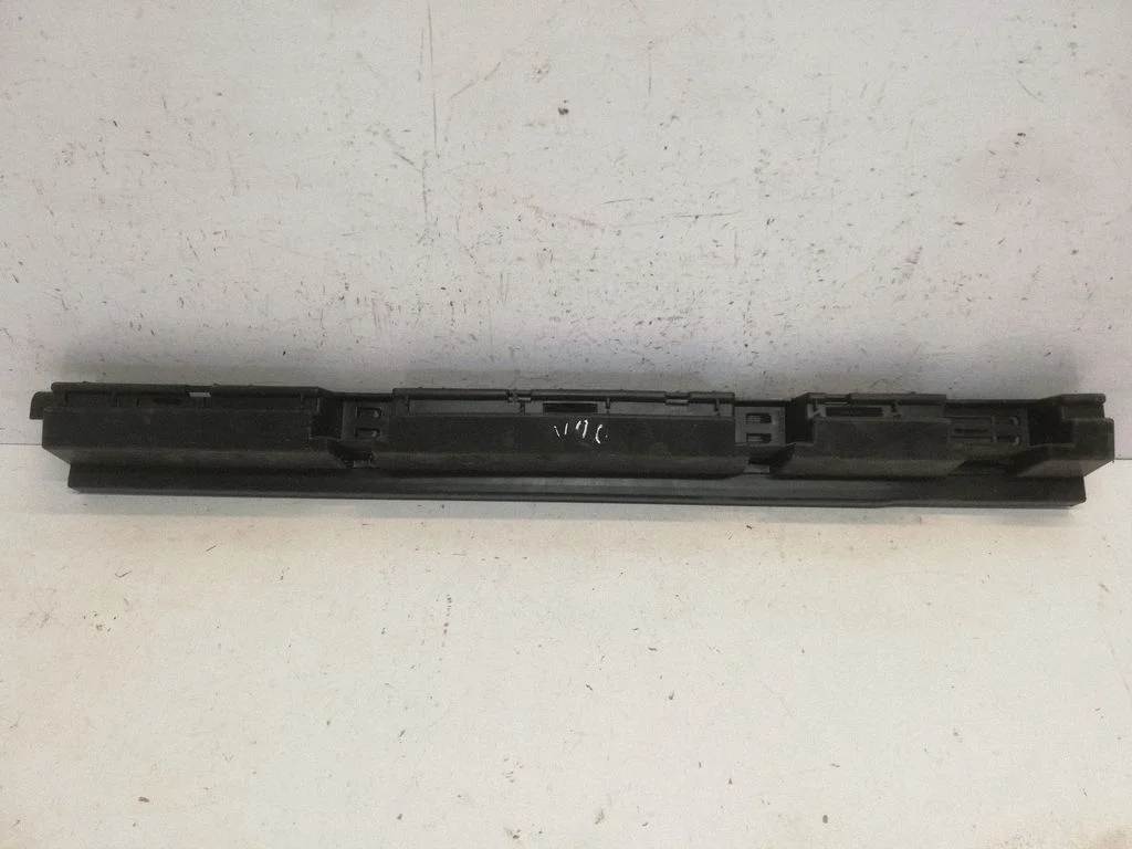 Sill supporting ledge – Volvo S90, V90 (2016-)