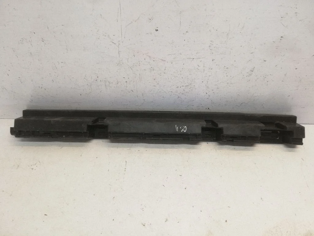 Sill supporting ledge – Volvo S90, V90 (2016-)