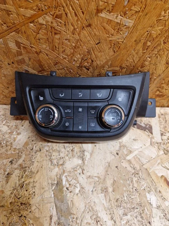 Climate control unit – Opel Zafira C (2011-2019)