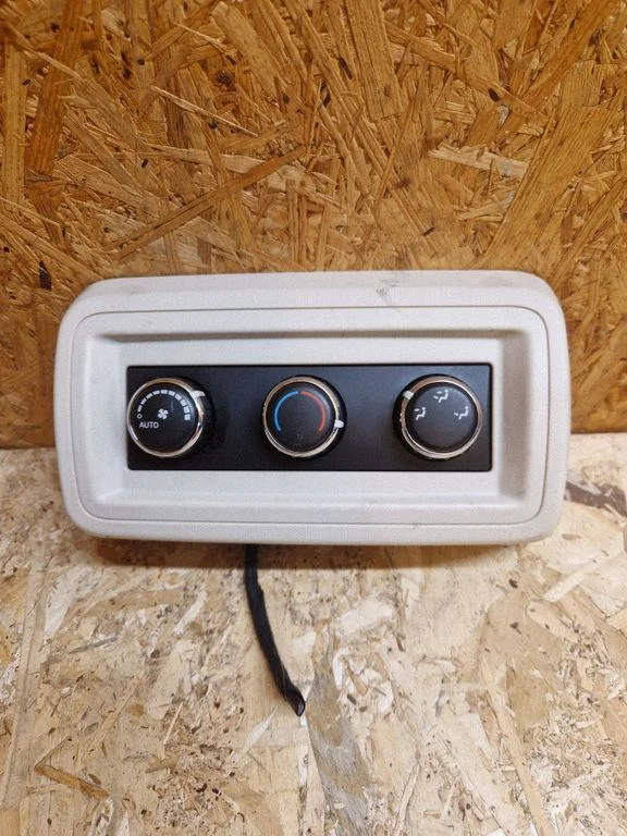 Climate control unit 55111812AD