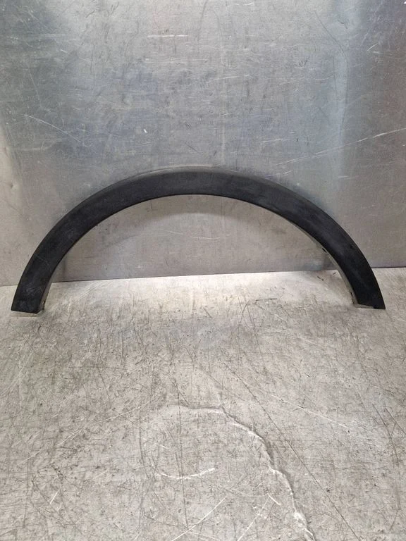 Rear arch trim 7953035000