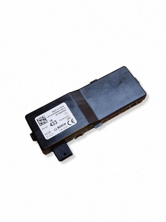 Door central lock control unit/module – Opel Corsa E (2014-2019)