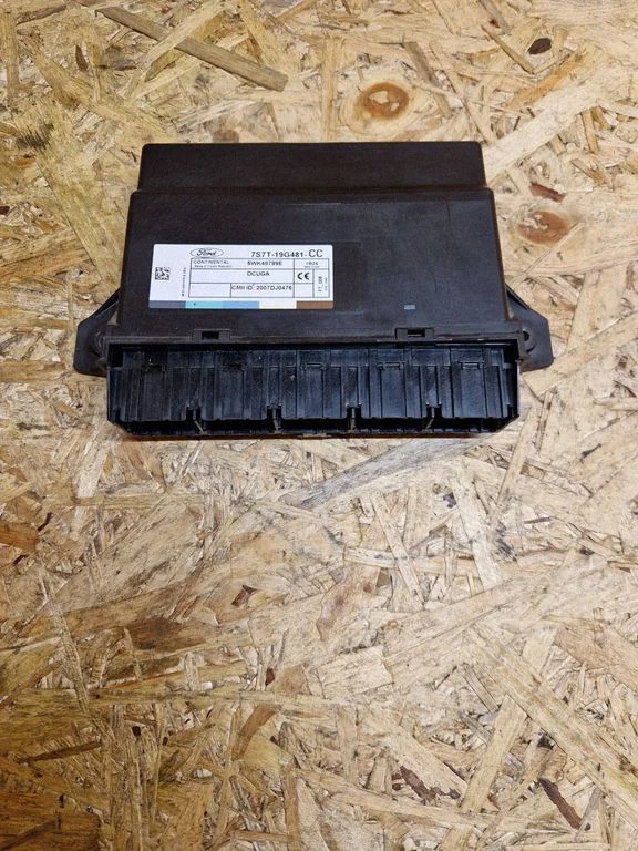 Door central lock control unit/module – Ford Mondeo MK IV (2007-2014)