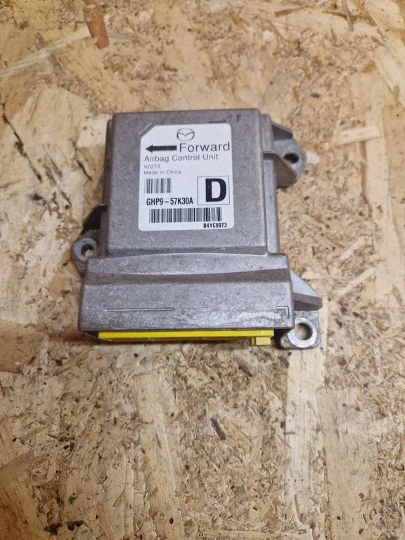 Airbag control unit/module GHP957K30A