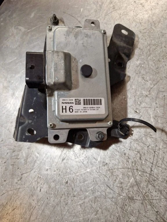 Gearbox control unit/module – Nissan Juke I F15 (2010-2018)