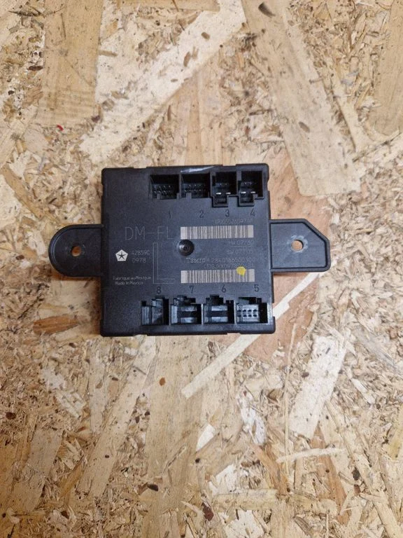 Other control units/modules 05026597AA