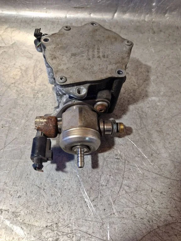 Vacuum pump 06J145100F